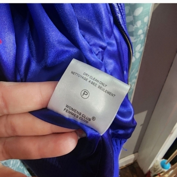 Limited edition Dereon beyonces "I am"world tour jacket(READ DESCRIP) - Picture 2 of 5